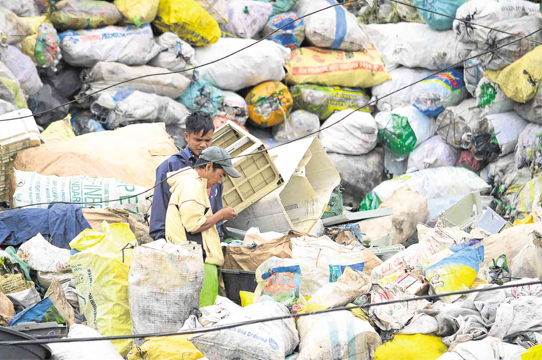 In Baguio, 3-month dump cleanup starts