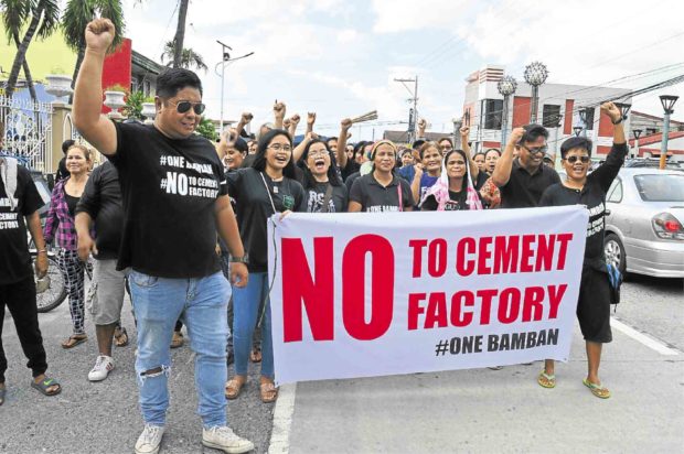 Cement firm backs out of Tarlac project