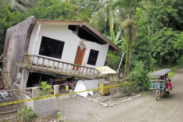 Keep off earthquake-hit homes, Surigao folk told | Inquirer News