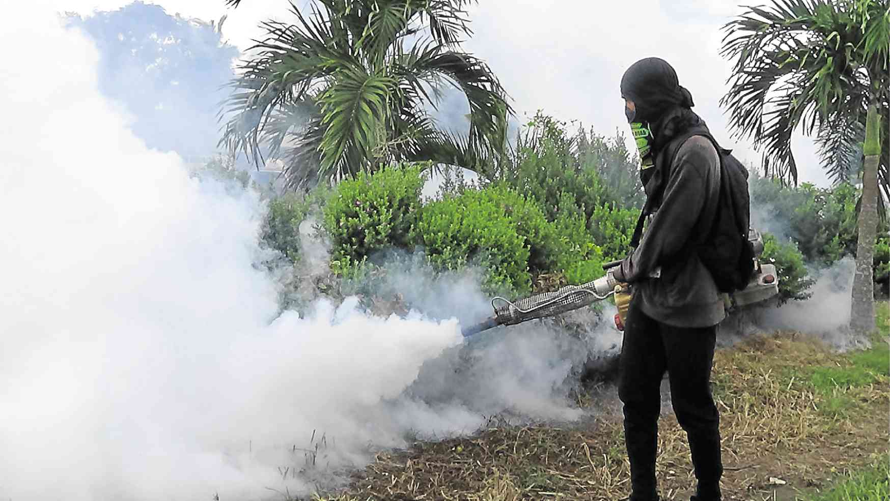 Villagers go on holiday in dengue drive