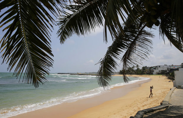 Sri Lanka to slash airline charges to help boost tourism