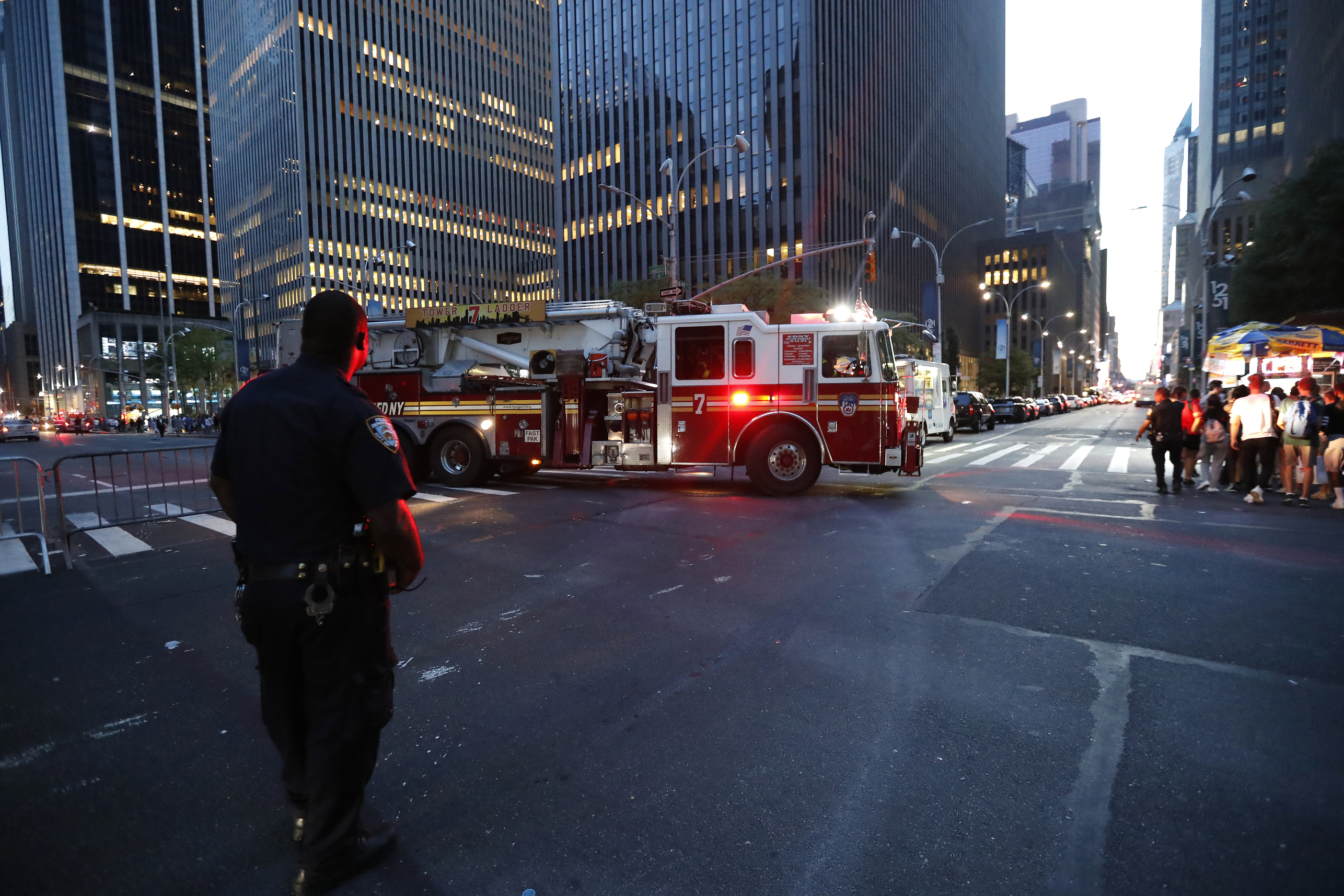 NY power outage knocks out subways, businesses, elevators Inquirer News