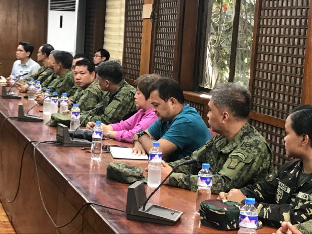 LOOK: Isko Moreno meets with Army, Navy Reserve Command