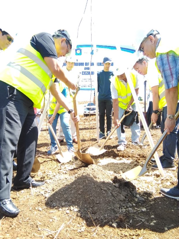 CEZA, Pag-IBIG to build 300 houses for ecozone workers