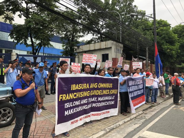 LOOK: Drivers, operators protest vs jeepney modernization plan