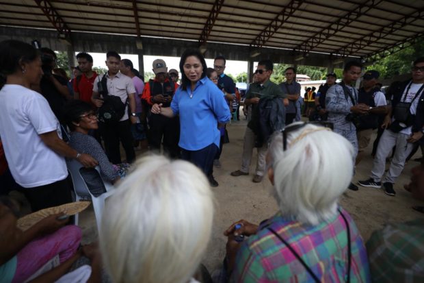 Robredo visits quake-hit Batanes; vows ‘fund drive’ for residents