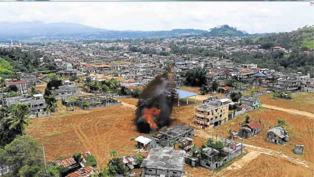 Debris clearing: Search for bombs continues in Marawi