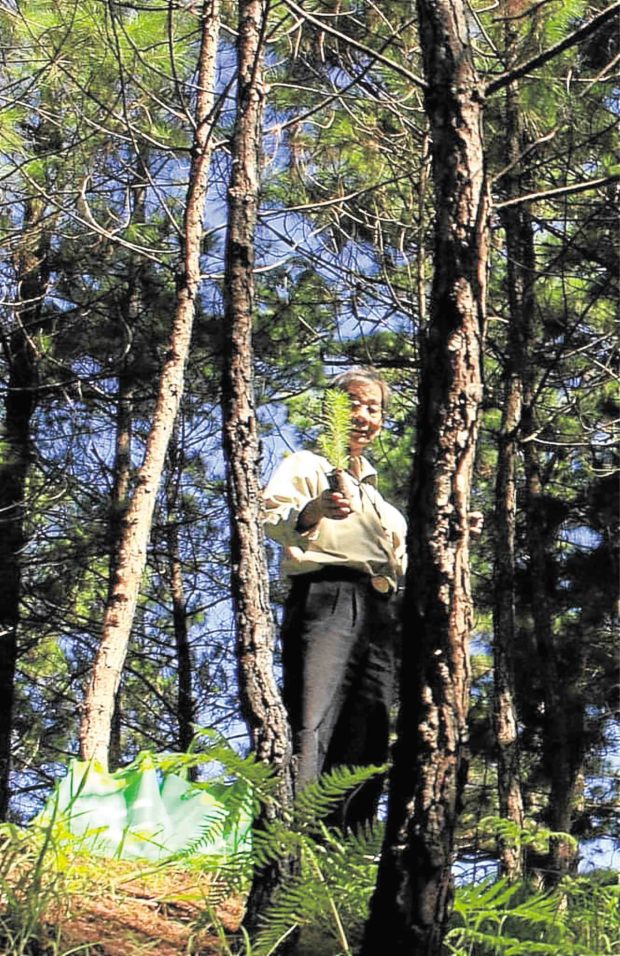 Settlers want to turn forest protectors