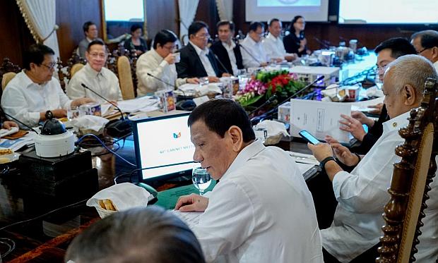  Rodrigo Duterte during Cabinet meeting