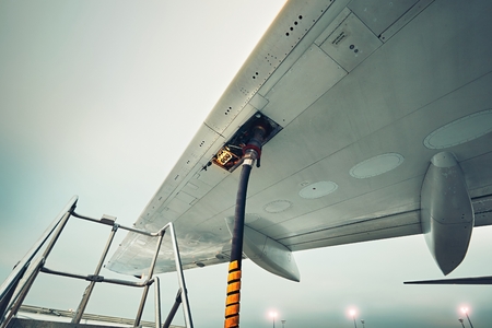 refuelling of airplane