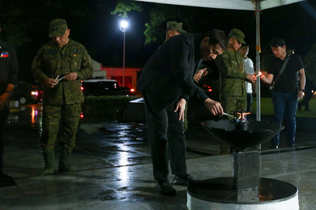 ‘Night person’ Duterte visits Heroes’ Cemetery late-night hour of Aug 26