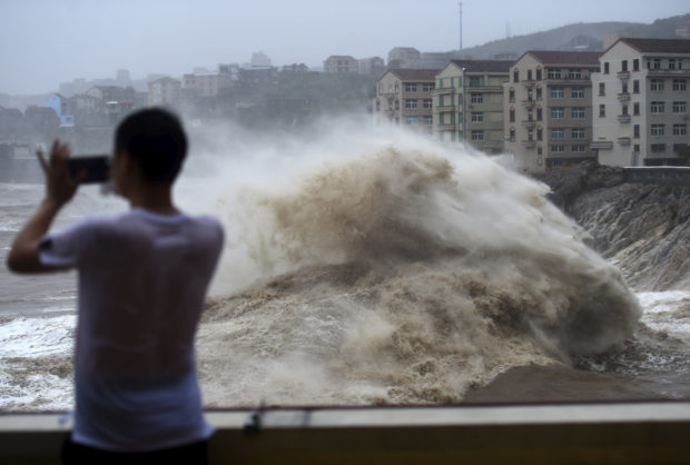 Typhoon leaves 22 dead in China, 10 still missing