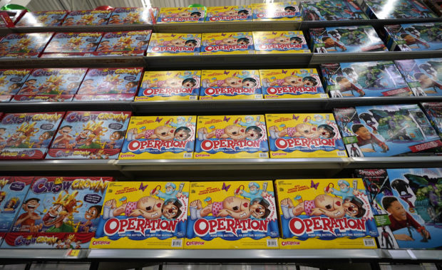 Monopoly maker Hasbro to cut plastic use in toy packaging