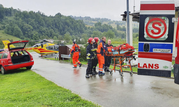 Lightning strikes kill 5, hurt over 100 in Tatra Mountains
