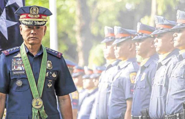 PNP chief steps down amid drug charges