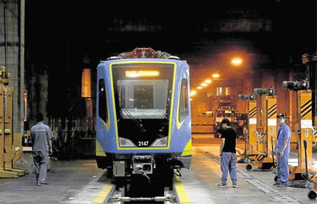 Dalian train begins limited MRT 3 run