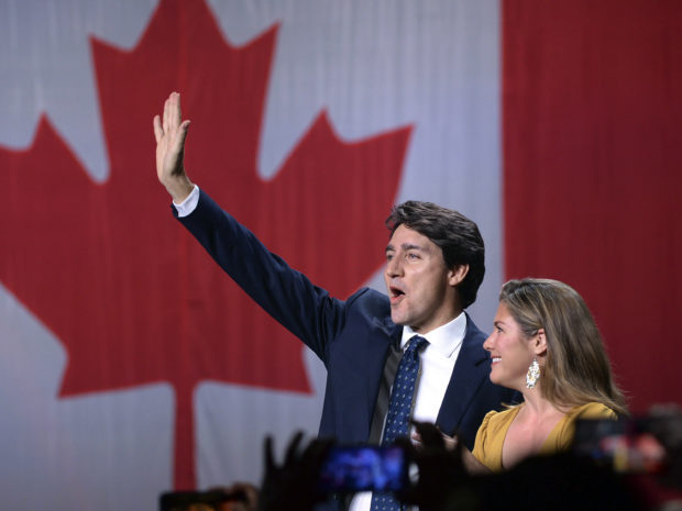 Canada's Trudeau wins re-election but faces a divided nation