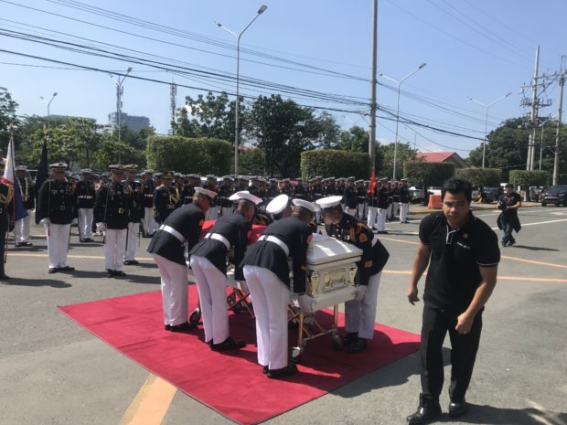 LOOK: Ex-colleagues, friends pay last respects to Nene Pimentel at Senate