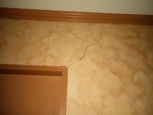 cracks duterte house davao earthquake