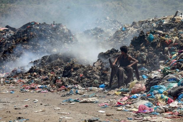 Garbage crisis brings cholera to Yemen's historic Taez