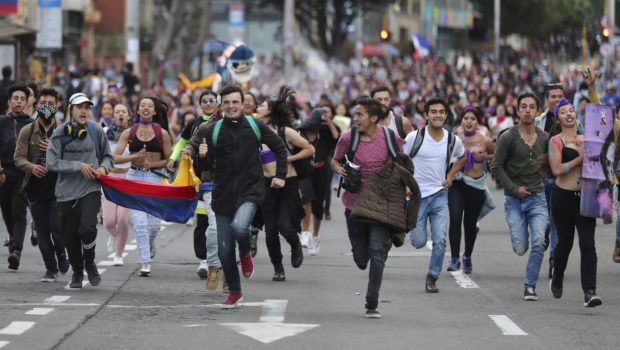  Colombia goes through fifth consecutive day of protests