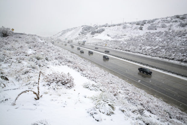  Winter storm threatens to scramble Thanksgiving travel plans