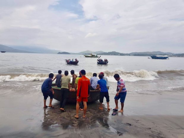 SBMA threatens to fine 'overstaying' Viet fishers