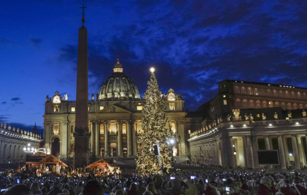  Pope Francis prays to mark start of Italy's holiday season