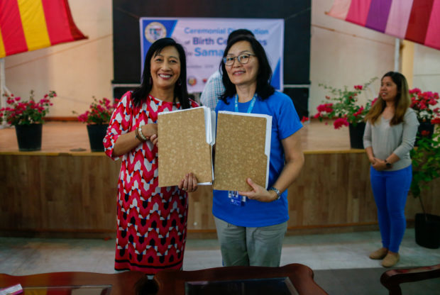 Zamboanga City Mayor Beng Climaco and Unicef Philippines Representative Oyun Dendevnorov. Photo credit: ©UNICEF