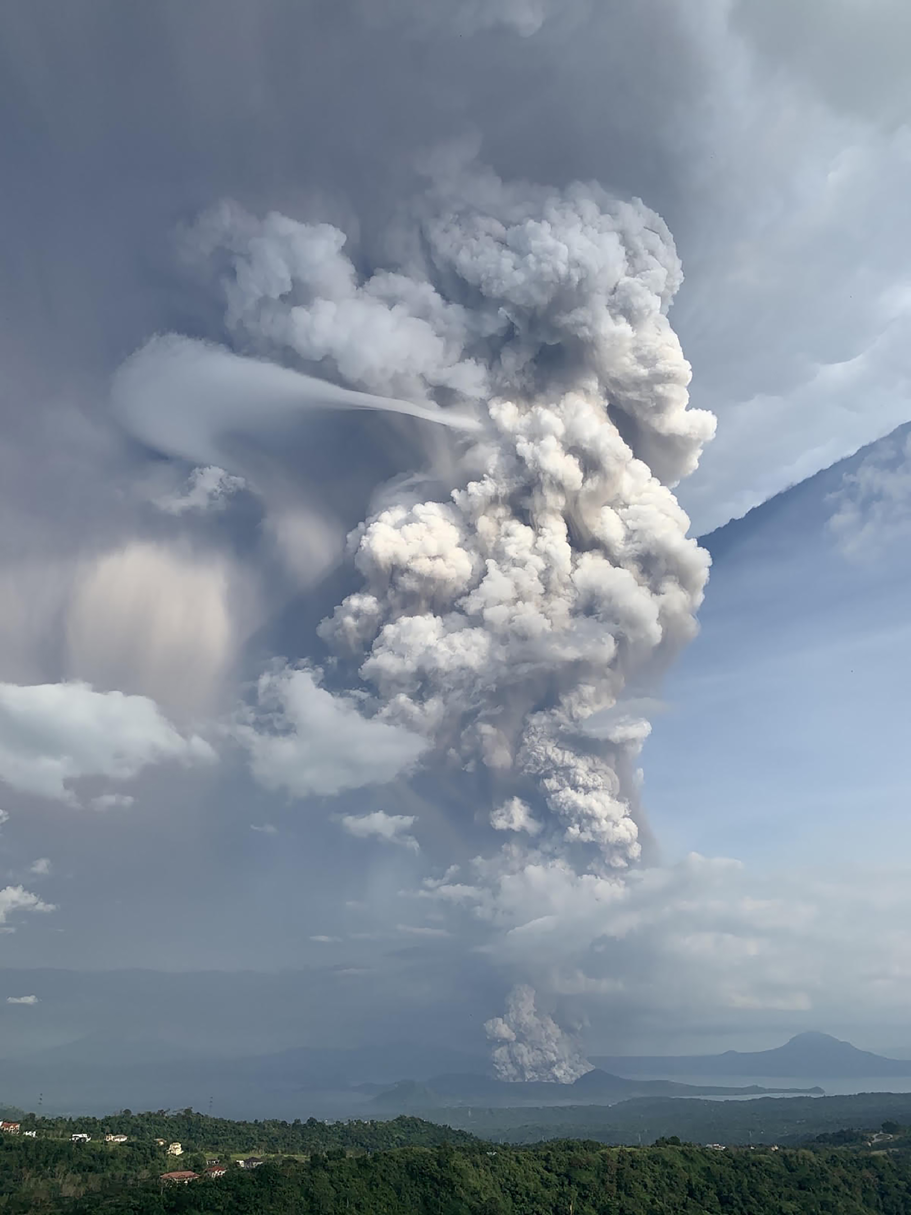 case study about taal volcano eruption