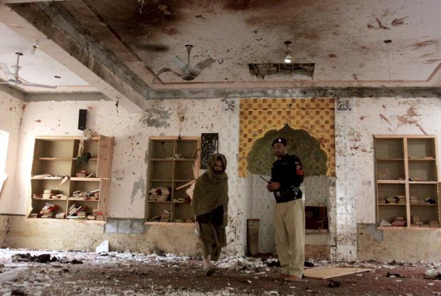 Pakistan bombed mosque
