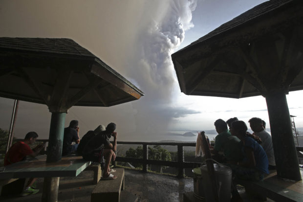 DILG to lock shops in Tagaytay City, other areas near Taal