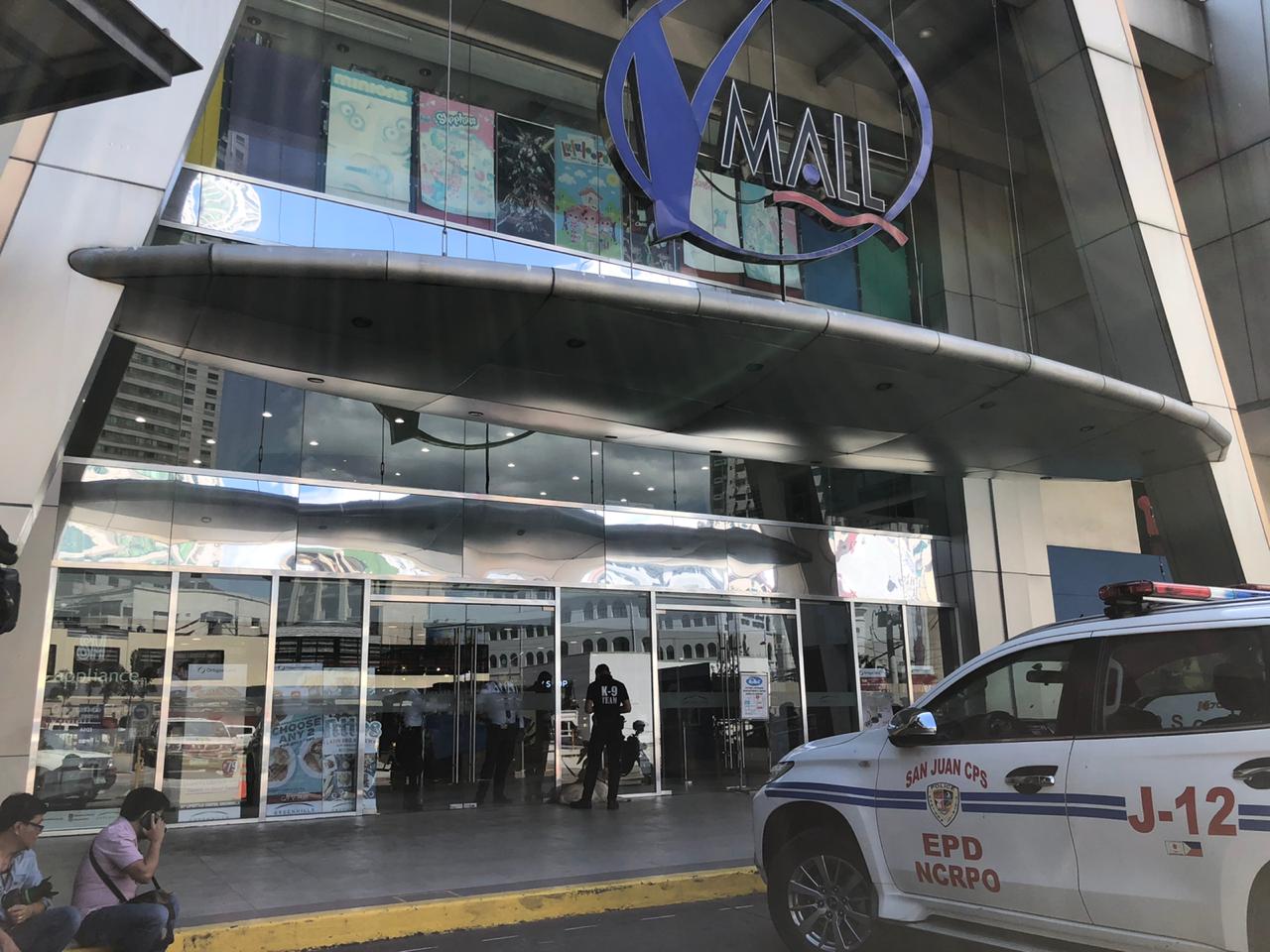 Hostage taking at Virra Mall in Greenhills, San Juan City 8