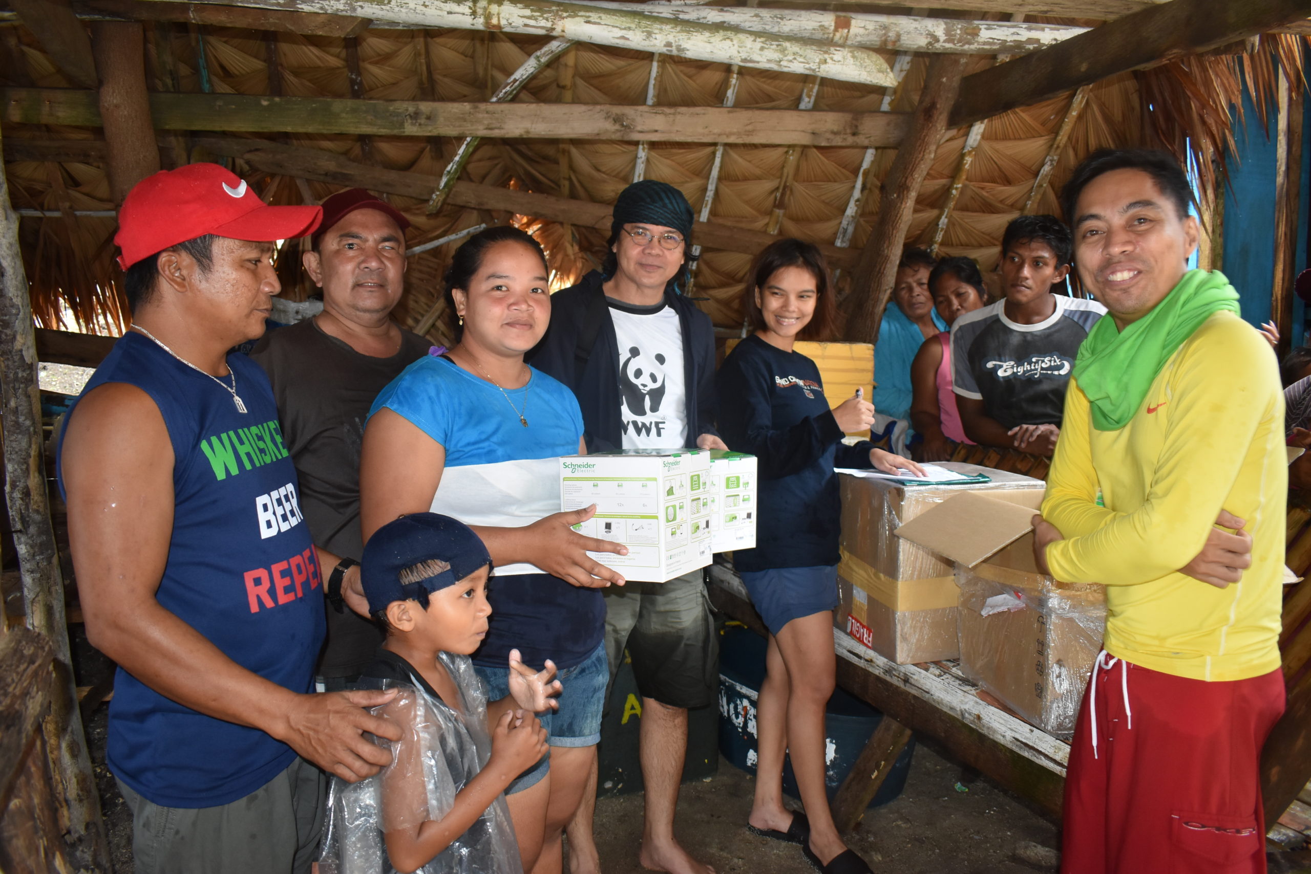 Forty households in Guinhadap, a village in Monreal town in Masbate, received solar lamps from the World Wide Fund for Nature (WWF) Philippines Friday. Guinhadap’s Sitio Tapahan is also an Earth Hour Village of WWF Philippines. Photo from WWF Philippines
