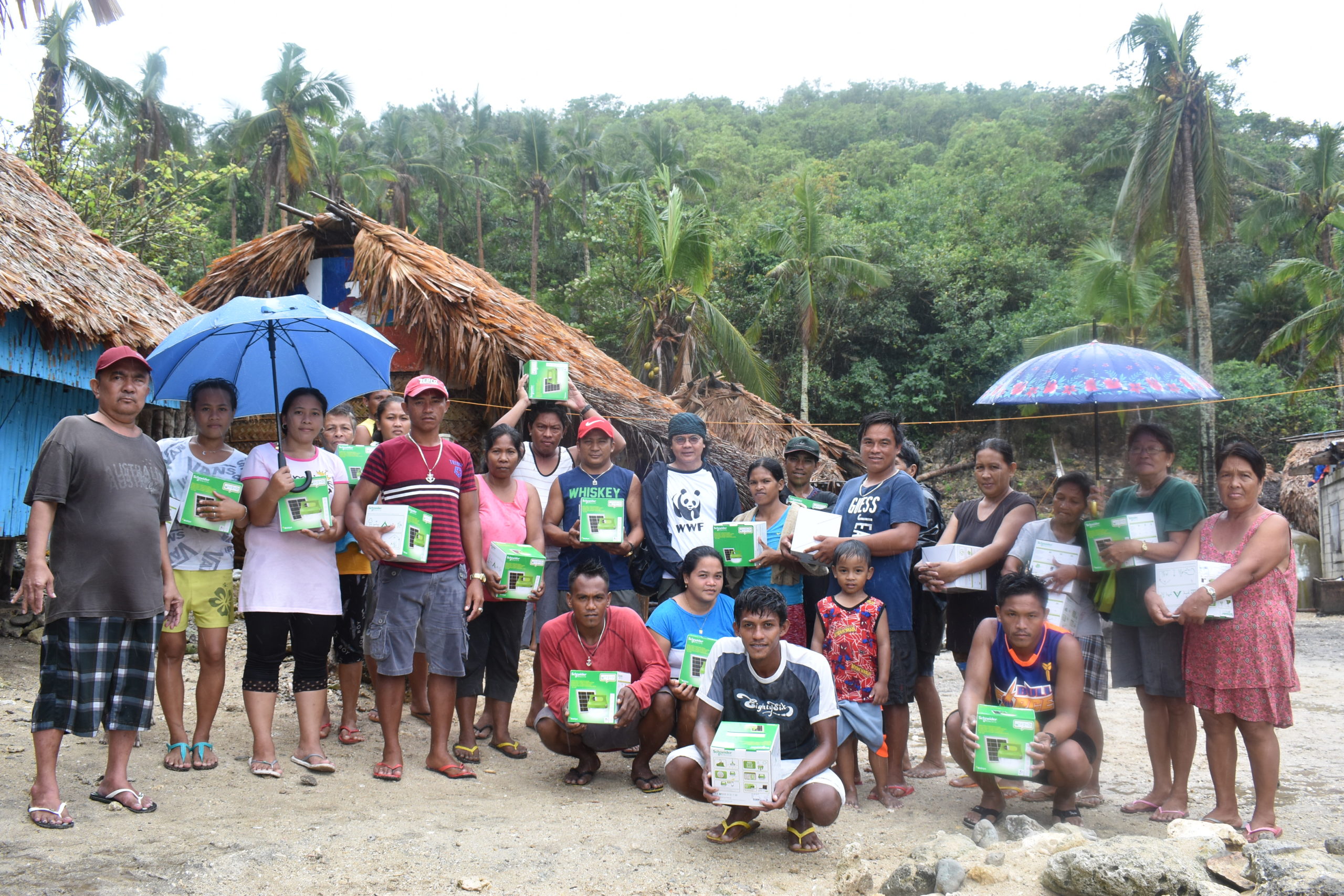 Forty households in Guinhadap, a village in Monreal town in Masbate, received solar lamps from the World Wide Fund for Nature (WWF) Philippines Friday. Guinhadap’s Sitio Tapahan is also an Earth Hour Village of WWF Philippines. Photo from WWF Philippines