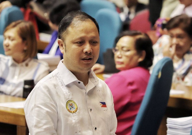Ako Bicol Rep. Elizaldy Co has reminded government agencies to start spending their budgets before the rainy season starts, saying inclement weather and the upcoming Barangay and Sangguniang Kabataan Elections may further delay projects that have not been initiated.