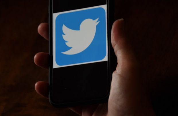 Nigeria directs broadcasters to delete Twitter