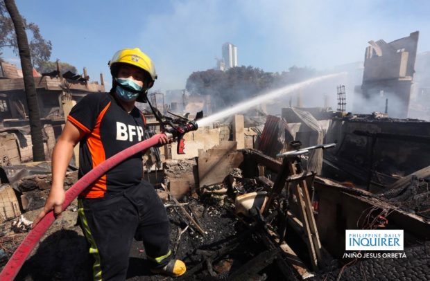 Mandaluyong Fire Kills Sexagenarian, Leaves 600 Families Homeless ...