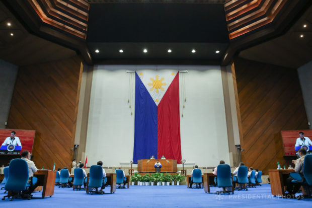 Duterte must enforce term-sharing deal he brokered, says Lagman