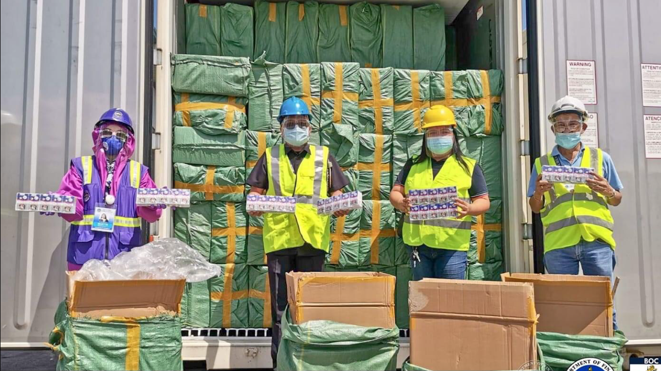 The ongoing coronavirus pandemic did not stop the Bureau of Customs (BOC) from strictly securing the borders at the port of Subic. Recently, the agency intercepted four 40-footer containers from China and Hong Kong that were loaded with various cigarette brands worth P 121 million that could have been smuggled into the local market. (Photo from BOC Port of Subic)