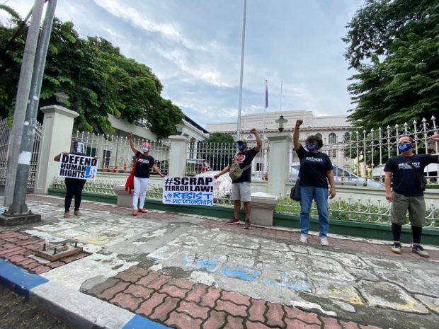 Muslims tagged as Abu Sayyaf, Maute members join call to scrap anti-terror act