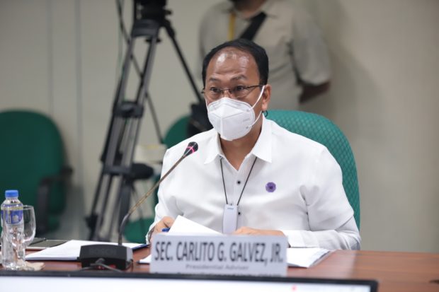 Galvez: Only a week delay in arrival of vaccines from COVAX Facility