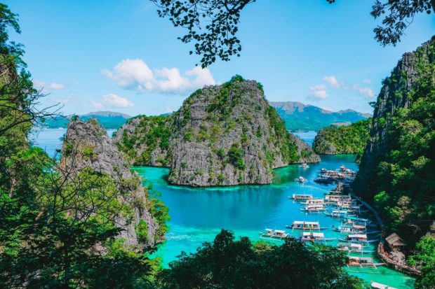 PH to accept int’l tourists soon, says DOT