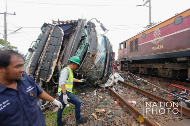  thailand train-bus collision 