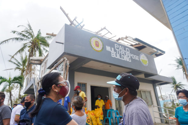 Robredo visits island barangays in CamSur as OVP continues relief ops