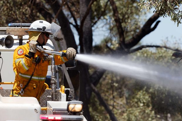 Australian 'lives and homes' at risk as fire nears Perth
