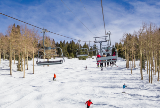 20210106 Ski chairlift stock photo