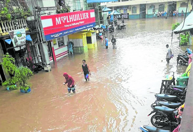 Nonstop Rain Triggers Floods, Slides In Visayas, Mindanao | Inquirer News