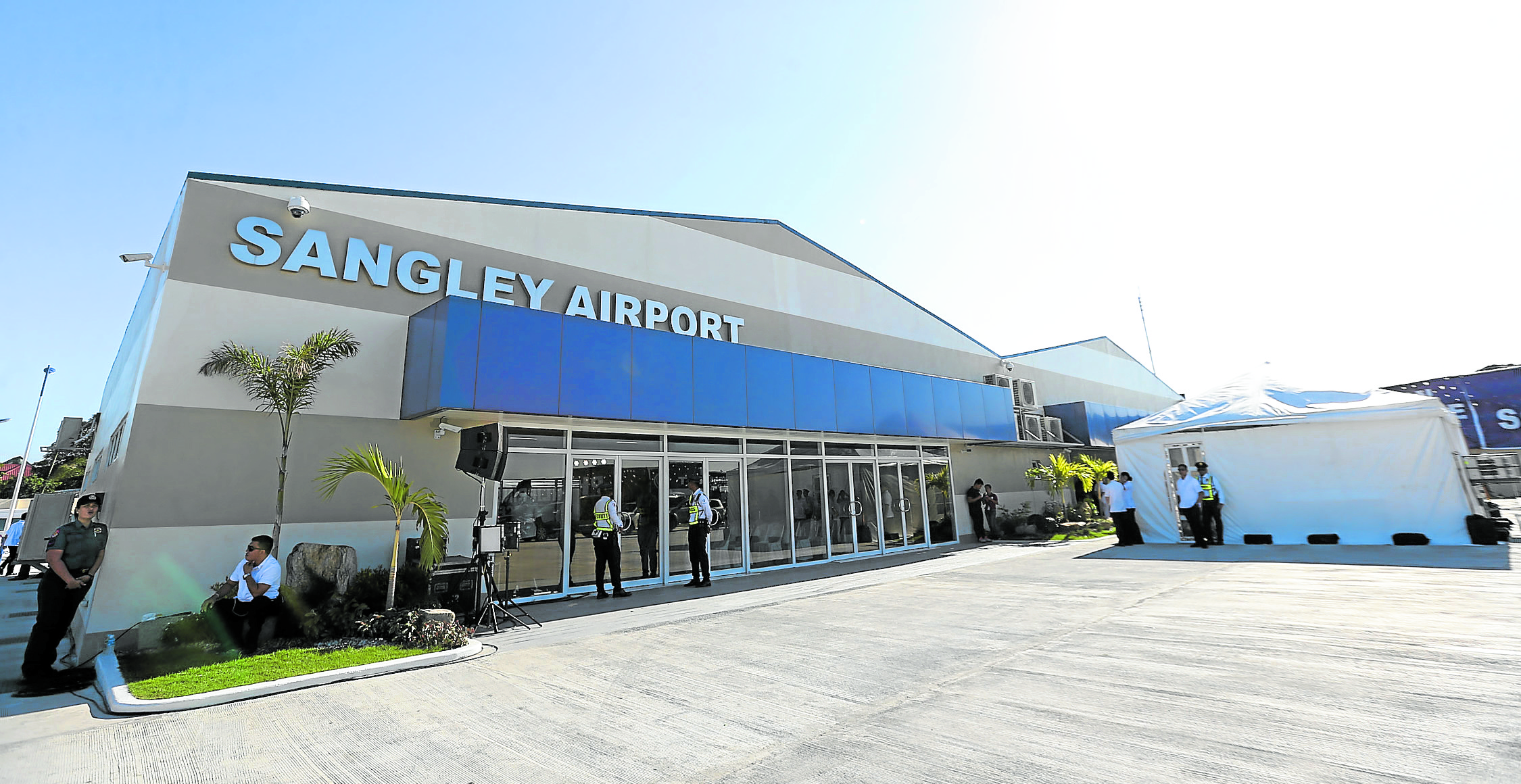 Marcos orders gov't agencies: Fast-track Cavite airport project