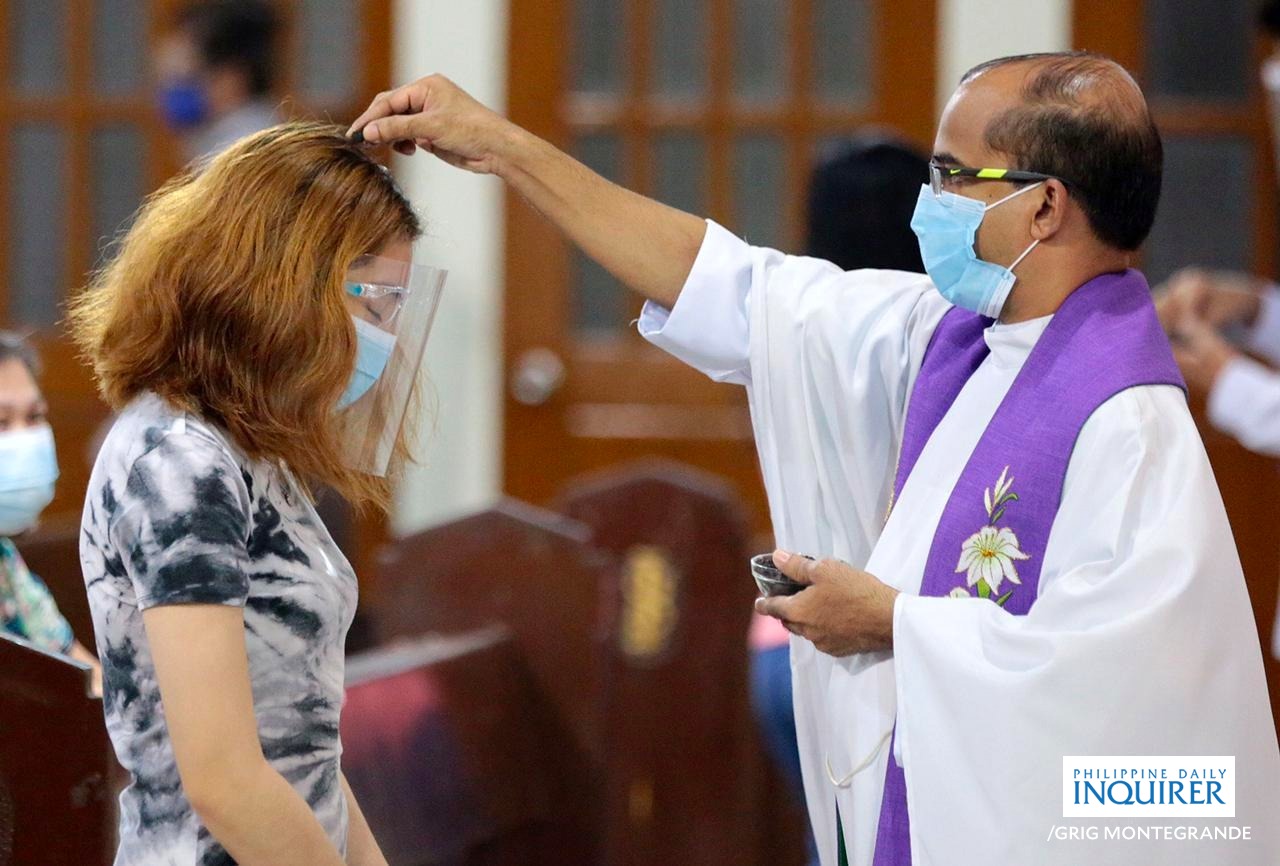 Ash crosses now allowed on Ash Wednesday Inquirer News